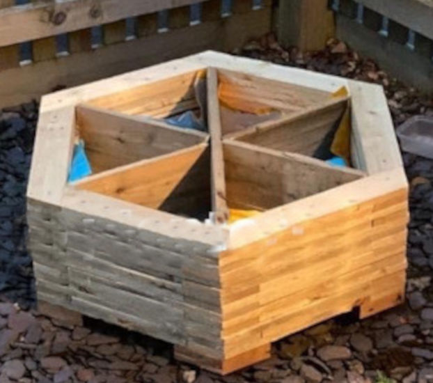 (image for) Hexagonal Herb Planter