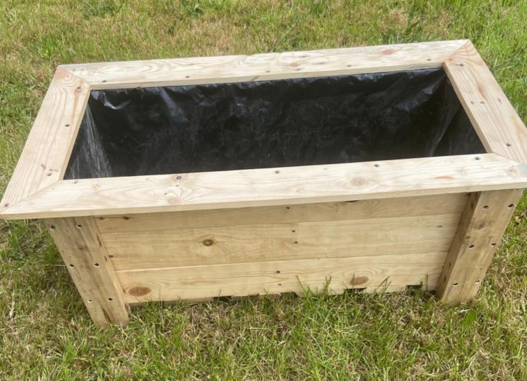 (image for) Planter-Lined