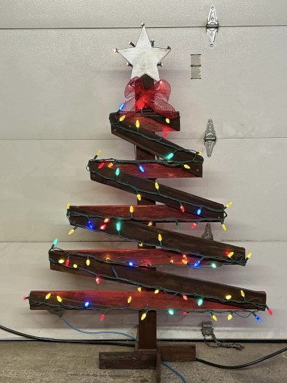(image for) Christmas Tree 2