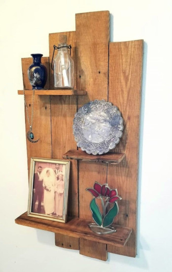 (image for) Display Shelves 1