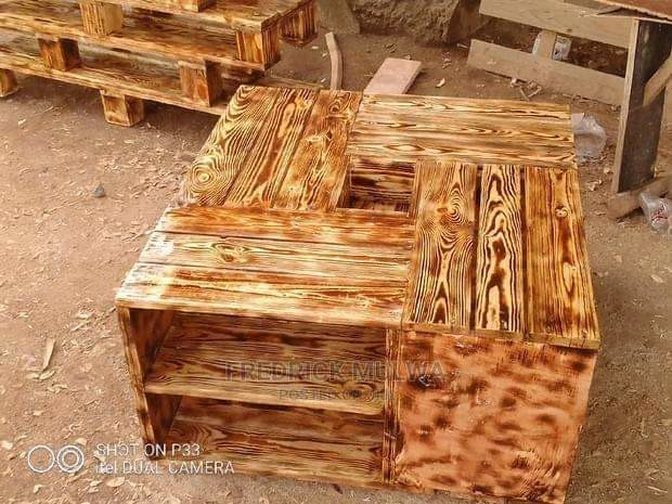 (image for) Coffee Table 1